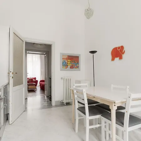 Guesthost - Cozy Terrace Pagano M1 米兰
