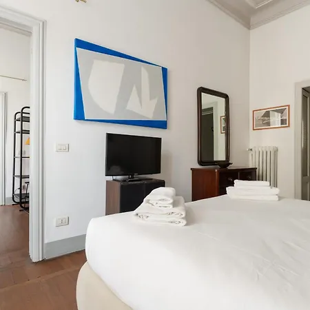 Guesthost - Cozy Terrace Pagano M1 Apartamento