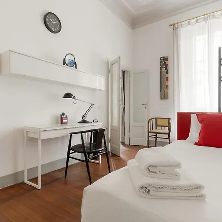 Guesthost - Cozy Terrace Pagano M1